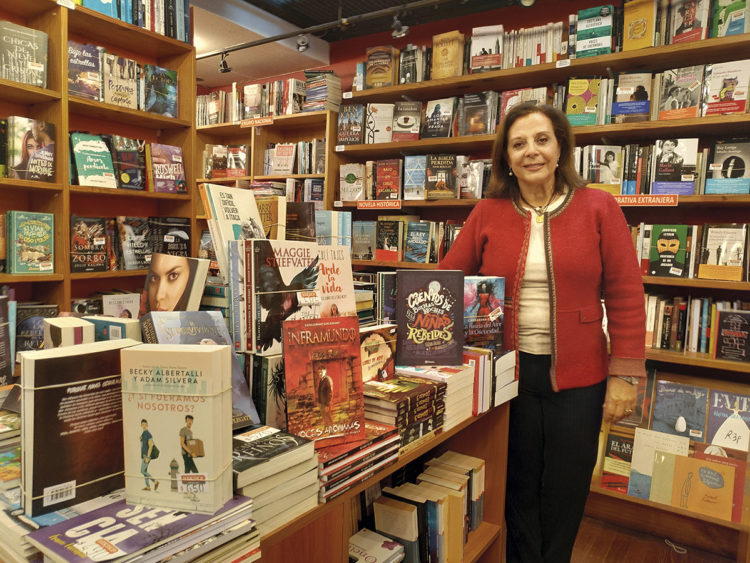 Cristina Mosca: una constante pasión por los libros y la enseñanza