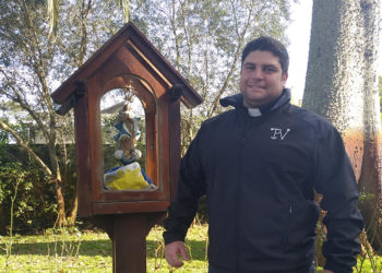 El afán de buscar un hilo de luz en cada persona