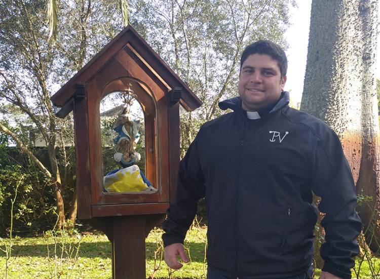 El afán de buscar un hilo de luz en cada persona