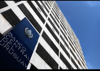 Baja en el dólar ocasionada por UPM2  enciende alertas