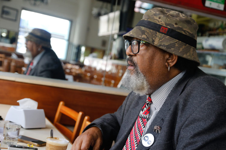 Ruben Rada:  un referente de la cultura popular uruguaya que toca “la música del mundo”