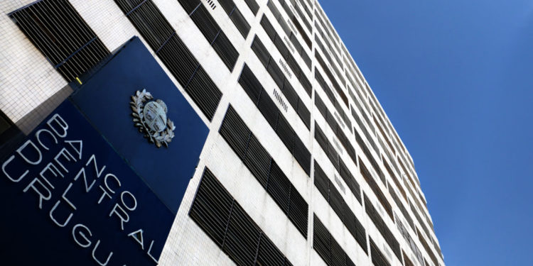 Política cambiaria, reservas y especulación