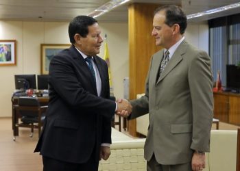 Manini-Mourão: coincidencias en impulsar una relación de “ganar-ganar”
