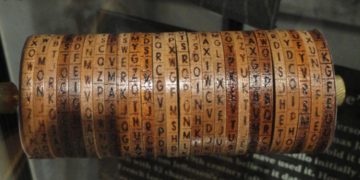 Mensajes encriptados del jueves 5