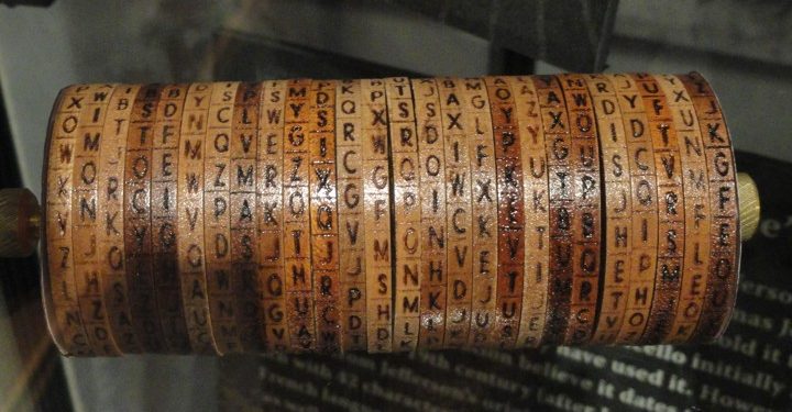 Mensajes encriptados del jueves 5