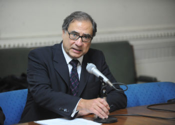 Jorge Arguello:  “Argentina deberá procurar una equidistancia entre los Estados Unidos y China”