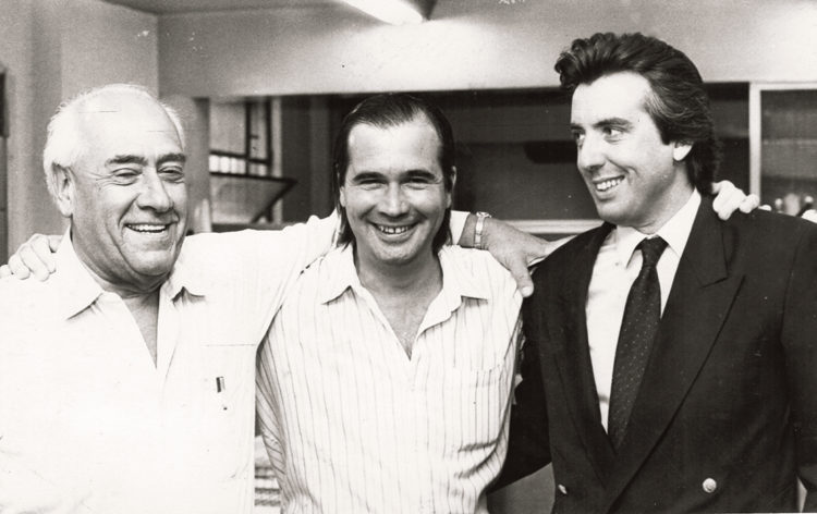 Julio Novoa, eco musical y teatral de La Mañana