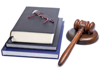 Réplica a críticas sobre la acción de inconstitucionalidad de la defensa de Manini