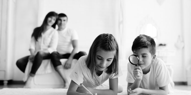 La patria potestad o responsabilidad parental violadas en forma permanente