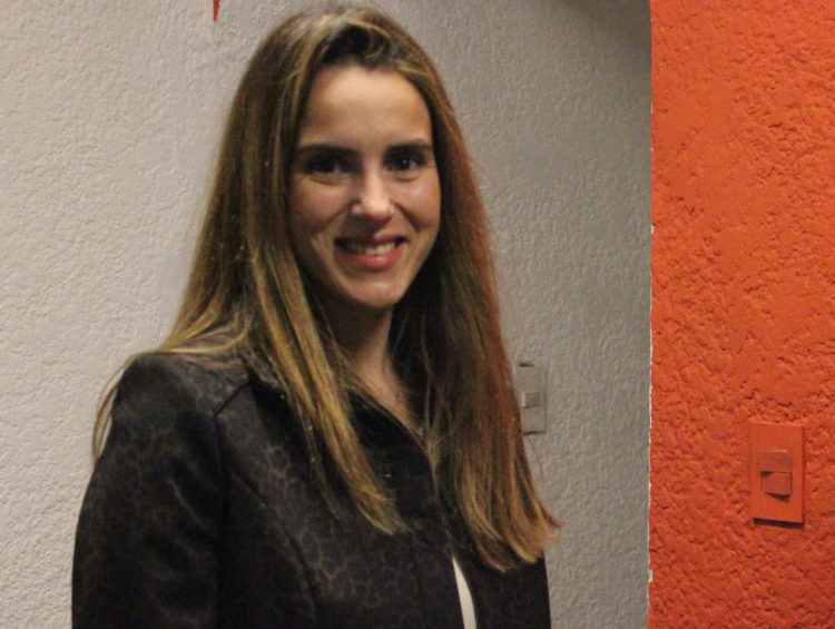 Para Carolina Ache Batlle, la gran mayoría de los colorados se volcará hacia la coalición del cambio