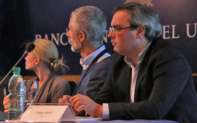 Los titiriteros empiezan a sentirse amenazados