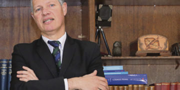 Dr. Fenández Lecchini:  “Esto es un tema político, la Fiscalía citó a Manini dos días antes de las internas, y 20 días antes de las elecciones nacionales”