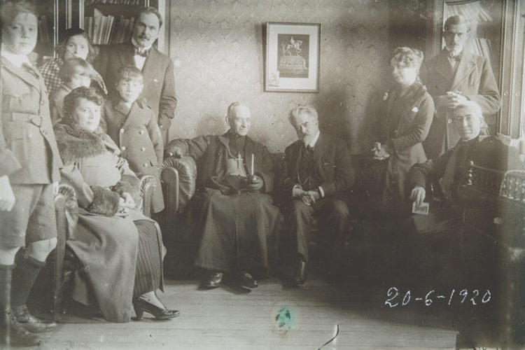 Juan Zorrilla de San Martin: el denominado “Poeta de la Patria”