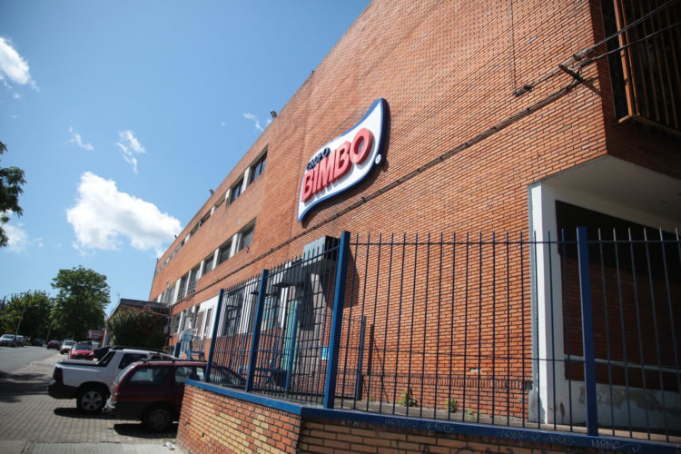 Más empresas de capitales extranjeros trasladan su producción a otros países por “pérdida de competitividad”