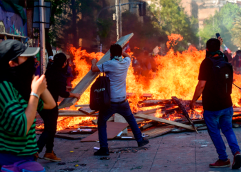 Chile entre demonios y dinosaurios