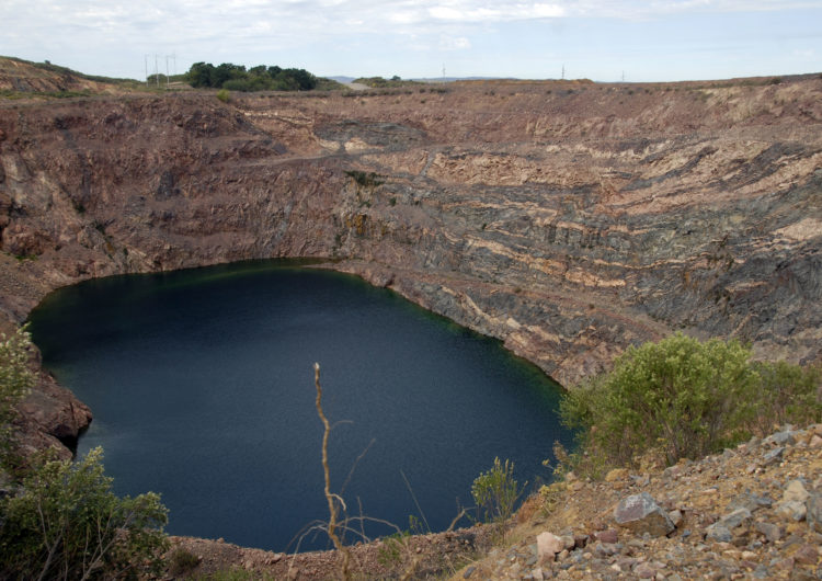 Minas de Corrales,  sin minas