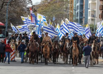 #23E Un Solo Uruguay: “nos manifestamos en apoyo de los cambios que se tengan que hacer” para que el país “empiece a rodar bien”