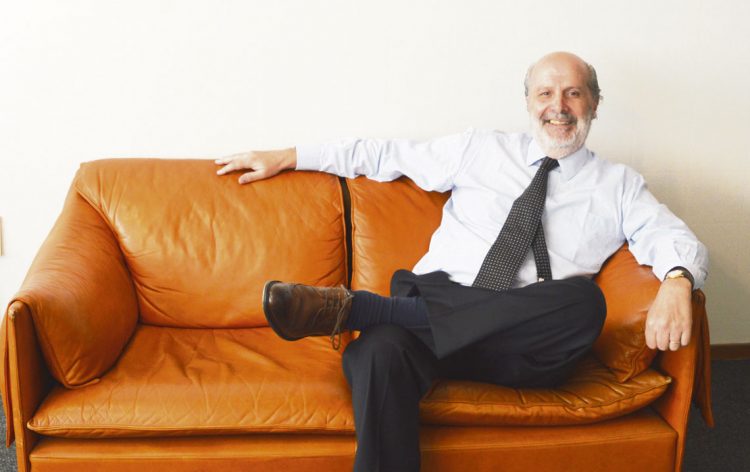 Luis Mosca: “Cualquier consideración en el plano económico debe tener un norte social”