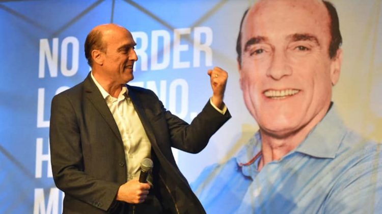 ¿Y la candidatúra única?. “Idas y vueltas” de Martínez molestaron a bases frenteamplistas