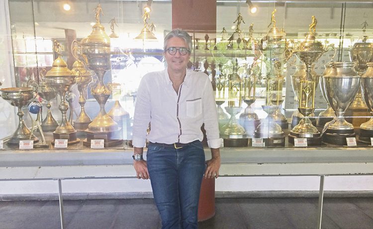 José Decurnex:  “El fútbol uruguayo tal como está planteado hoy no tiene ninguna viabilidad”