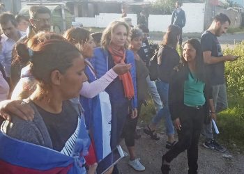 Laura Raffo y su equipo iniciaron en Casavalle los recorridos barriales