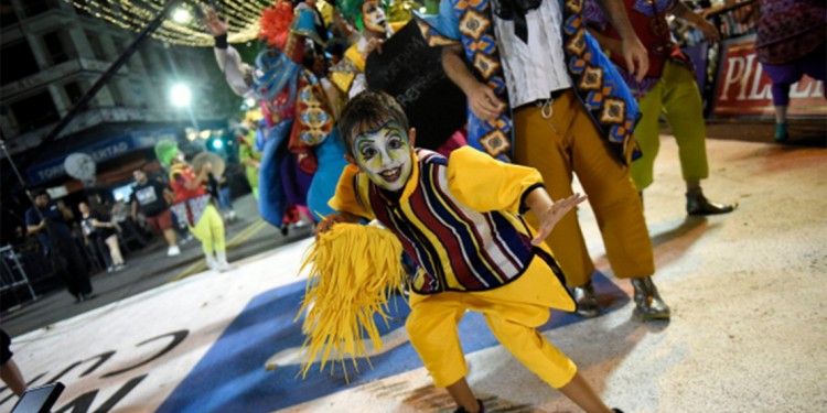 “El carnaval es el espectáculo que mueve más gente”