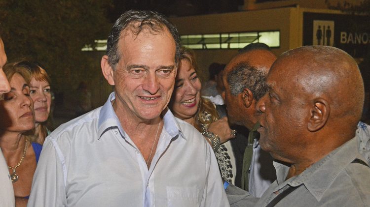 Manini Ríos:  es fundamental “que el que trabaja no termine fundido y obligado a irse a un cordón de miseria”