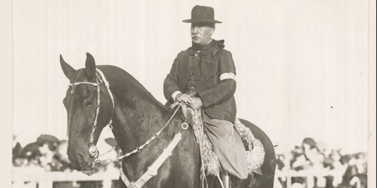 Se festeja el primer Día de la Tradición