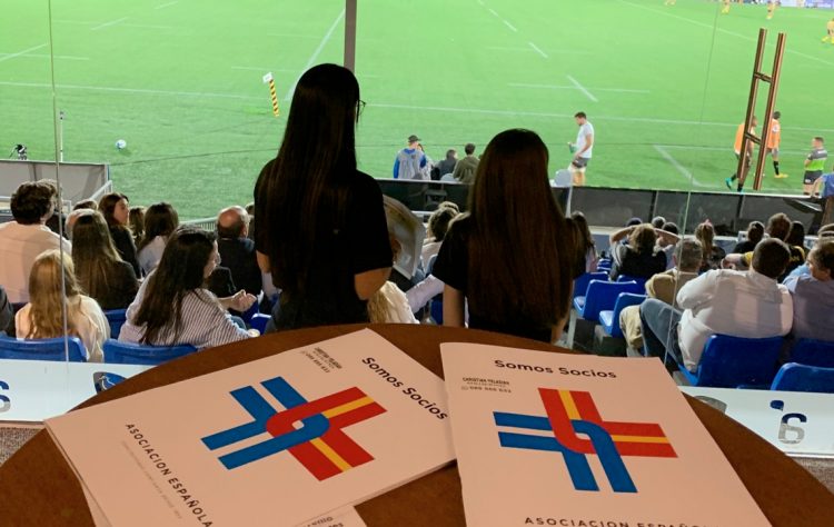 El rugby uruguayo vivió un día histórico y la Asociación Española estuvo presente con Española Móvil