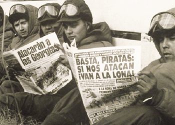 Inicia la Guerra de las Malvinas