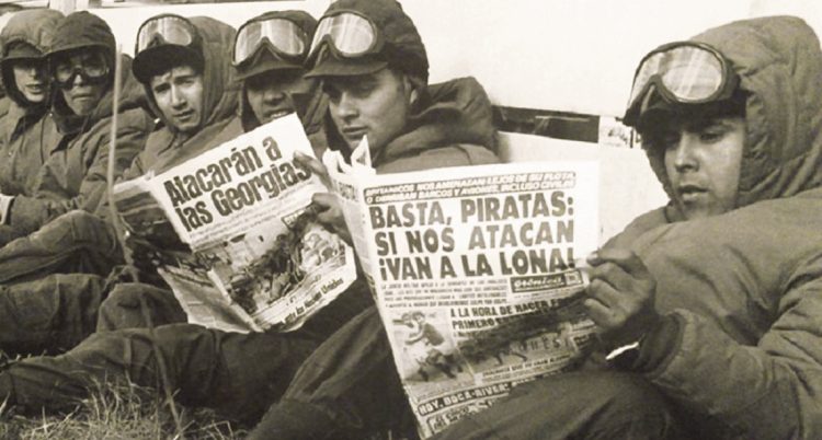 Inicia la Guerra de las Malvinas