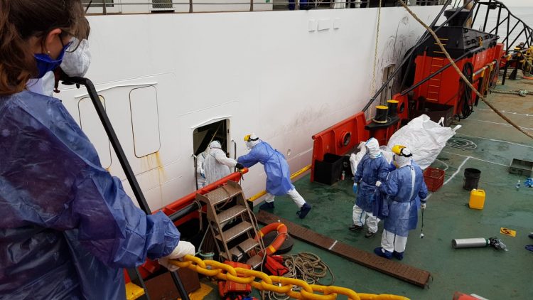 “Greg Mortimer”: Uruguay y su tradición humanitaria