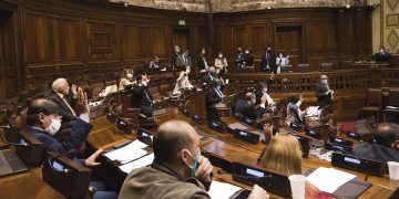 Comisión especial del Senado recibirá la LUC, pero los plazos parlamentarios correrán a partir del 5 de mayo
