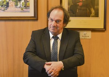 Eduardo Lust: “La Constitución tiene un valor supremo, es un tratado filosófico”