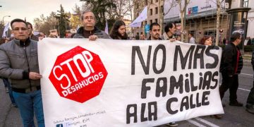 La recuperación productiva no llega