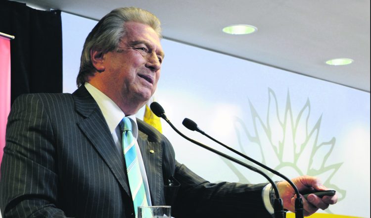 Jorge Tomasi: “Cada parte debe poner lo mejor de sí mismo para colaborar en la necesaria reactivación”