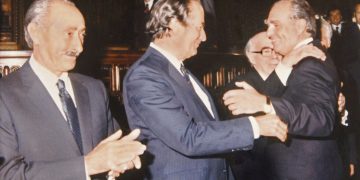 La estrategia de reactivación de la restauración democrática