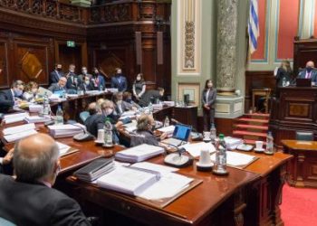 Llamado a sala a ministros por UPM: coalición respaldó a los ministros y apuntó contra negociación de la administración frenteamplista