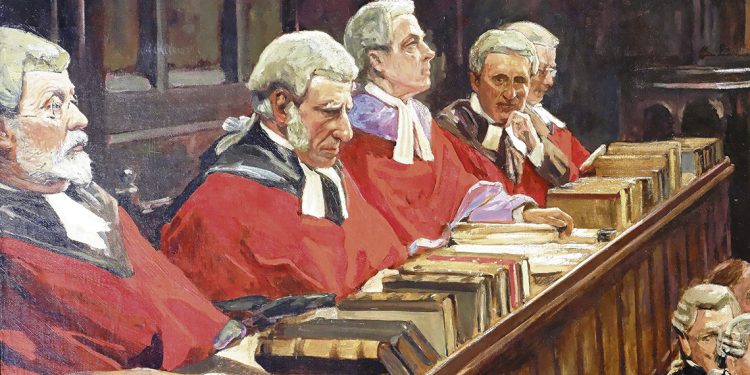 Enfrentamiento de poderes judiciales nacional y supranacional