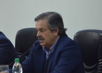 Jóvenes preguntan al Ministro Carlos Ma. Uriarte