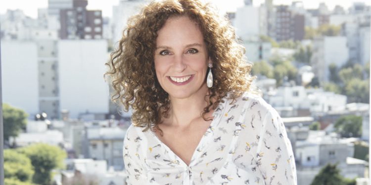 Emma Sanguinetti: “Cuando el hombre siente vulnerabilidad, el arte es el espacio de enriquecimiento que permite ver las cosas en perspectiva”