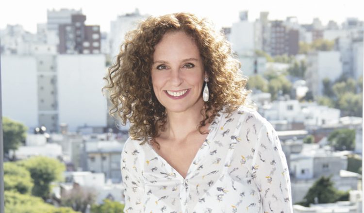 Emma Sanguinetti: “Cuando el hombre siente vulnerabilidad, el arte es el espacio de enriquecimiento que permite ver las cosas en perspectiva”