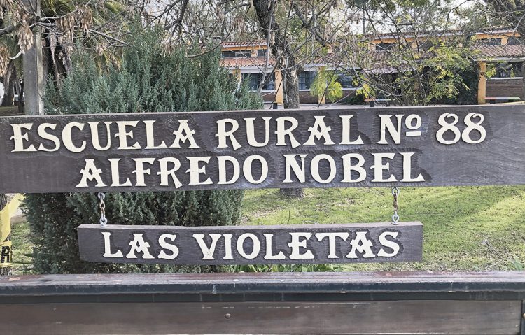 Salones y dinámicas de clase se adaptan pero sin perder la esencia