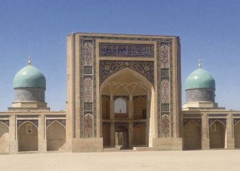 Hacia el país de las cúpulas azules