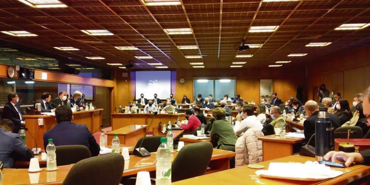 Avanza en Diputados la nueva LUC de la coalición