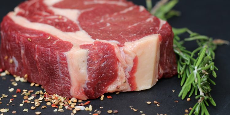 No hay evidencia que el COVID-19 sea transmitido a través de la carne u otros alimentos