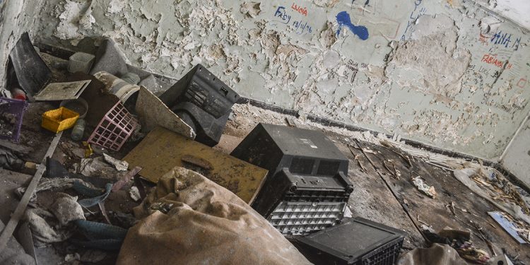 Edificio Scosería: Un ícono de la Ciudad Vieja en ruinas que la nueva administración busca recuperar