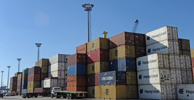 Fuerte caída de las exportaciones que siguen lideradas por la carne y celulosa