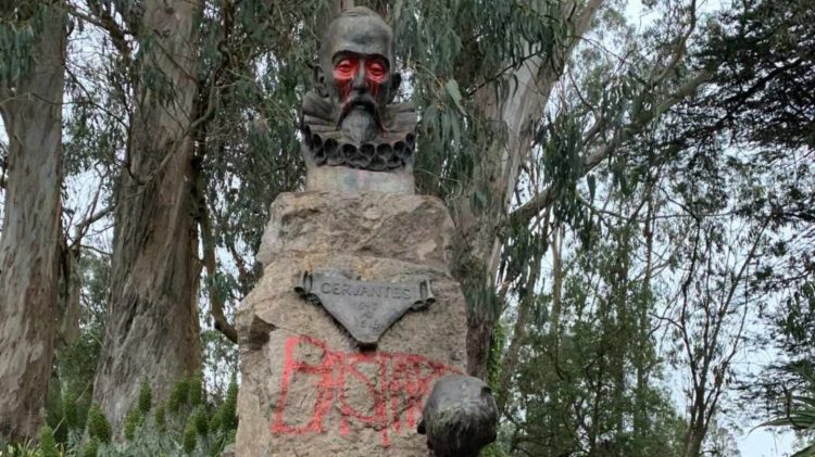 La falsificación del pasado para controlar el futuro