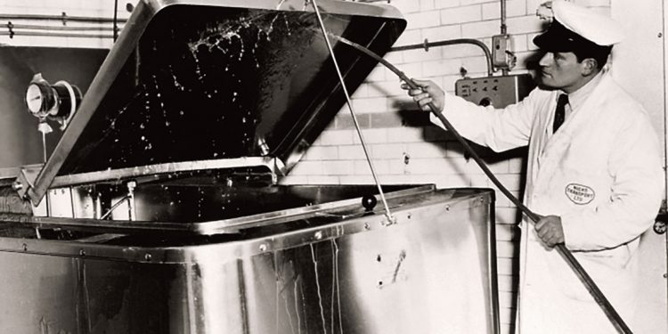 La gestión de las empresas estatales y la creación de Conaprole durante la presidencia del Dr. Gabriel Terra